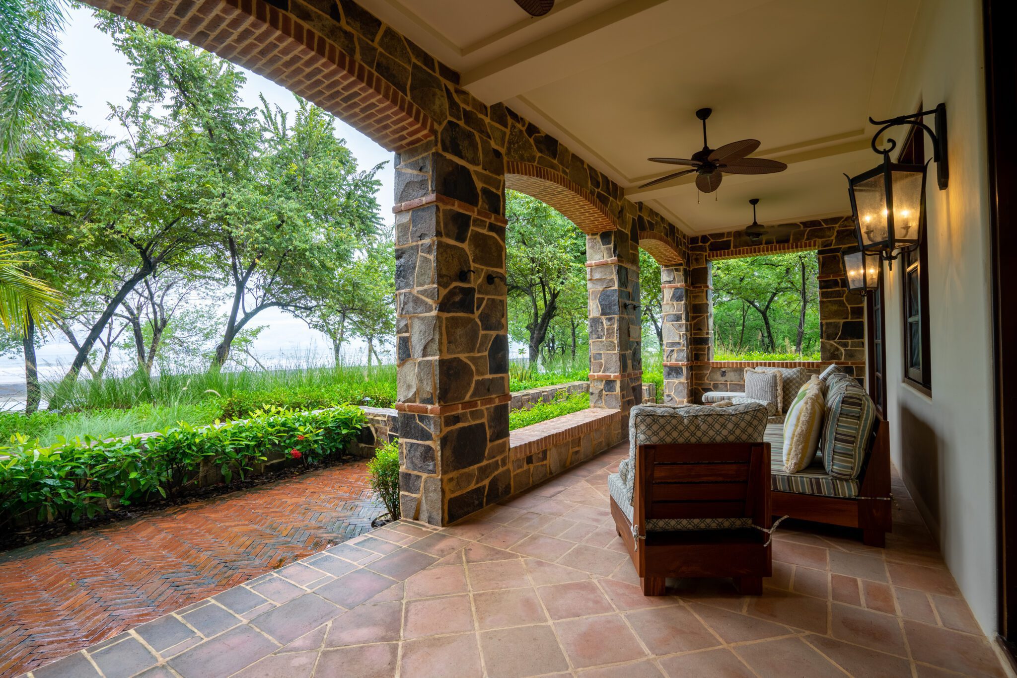 http://view%20of%20the%20terrace%20from%20a%20Rancho%20Santana%20Property%20for%20Sale%20in%20Nicaragua%209A